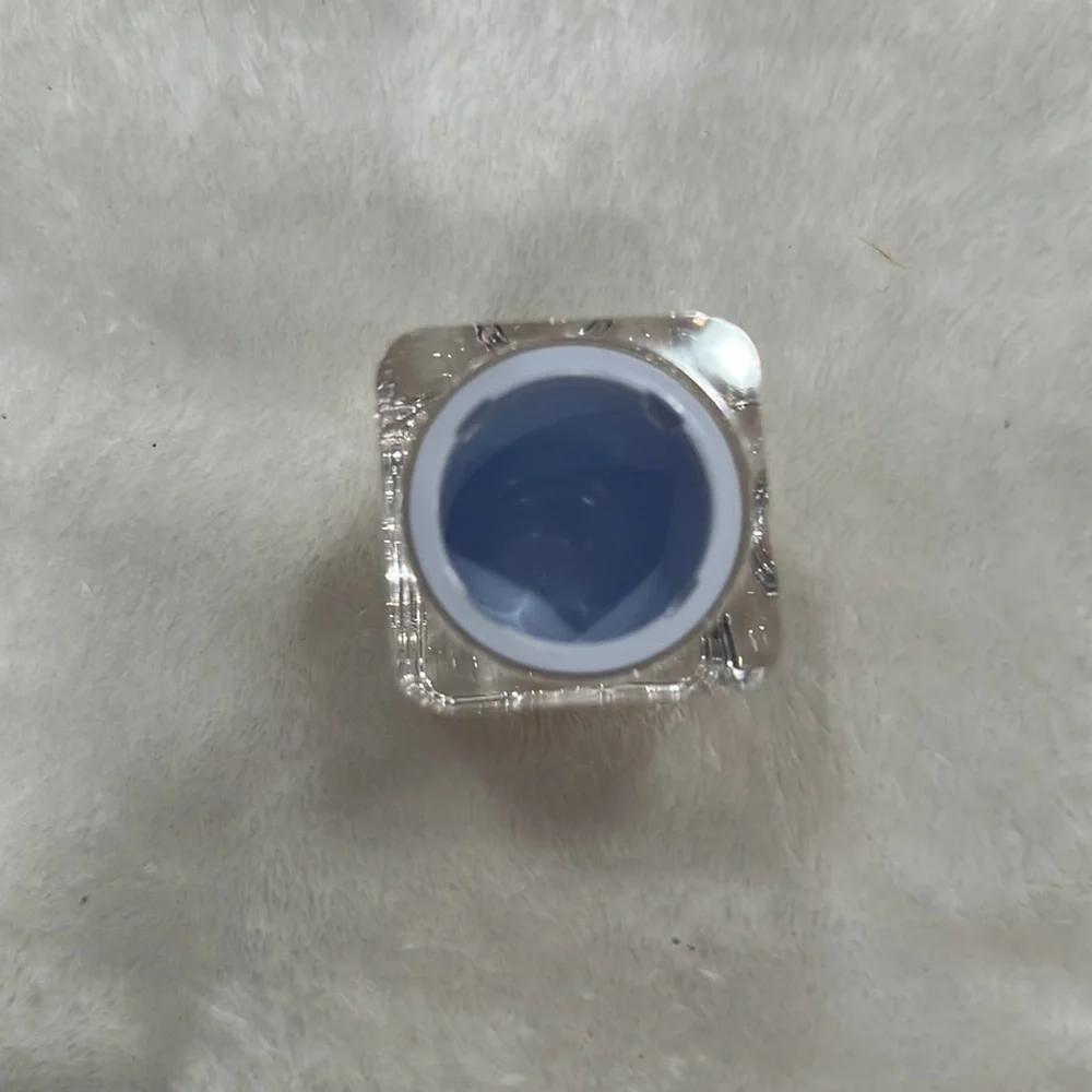 Jlo beauty that Jlo Glow serum 1.5 fl oz.(45 ml) KK2199A - Picture 4 of 7